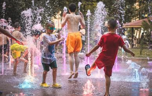 Creative parks, splash zones, and community gathering spaces, with every home at Midline within a quarter mile of green space.