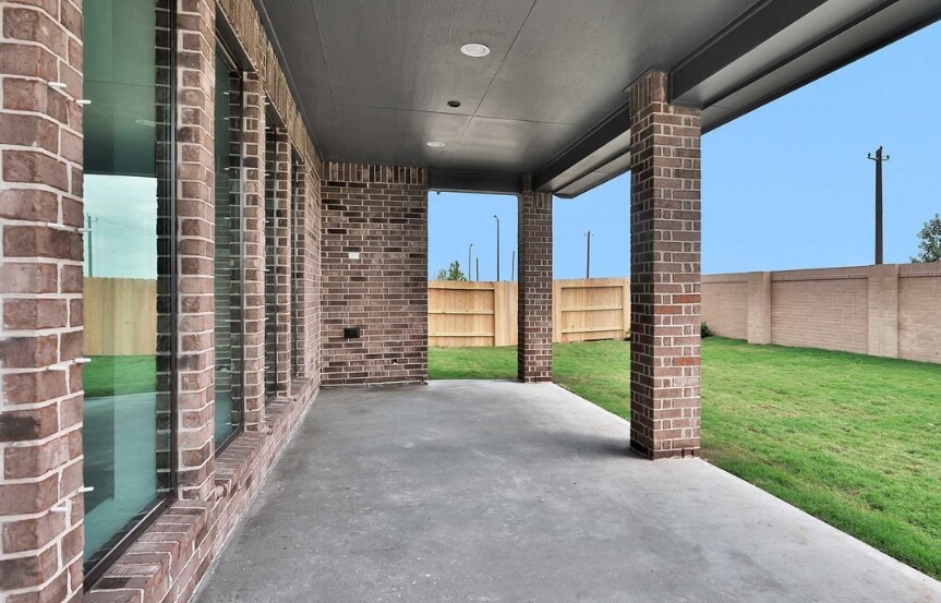 2811 Pathway Crest Patio